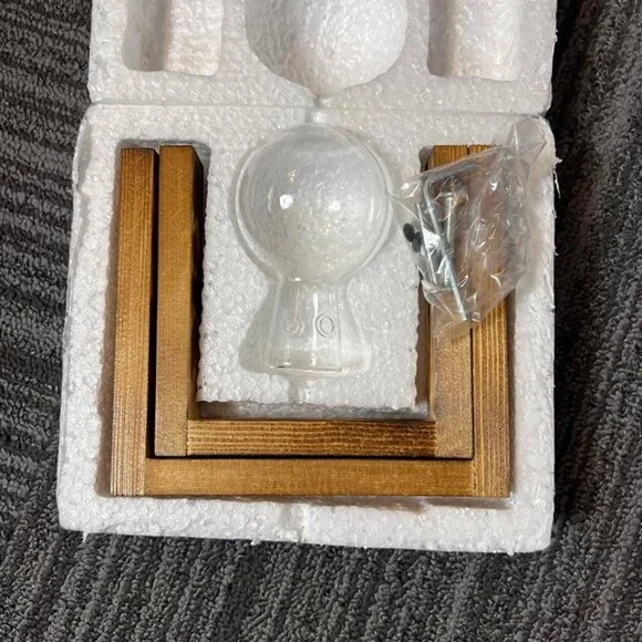 Modern Wooden Propagation Station | Glass Hydroponic Vase with Wooden Stand | In - Picture 3 of 3